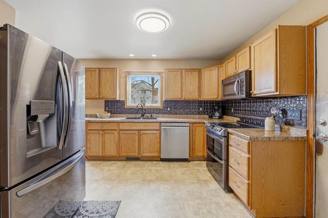 204 N PARK AVENUE, Fond Du Lac, WI 54935