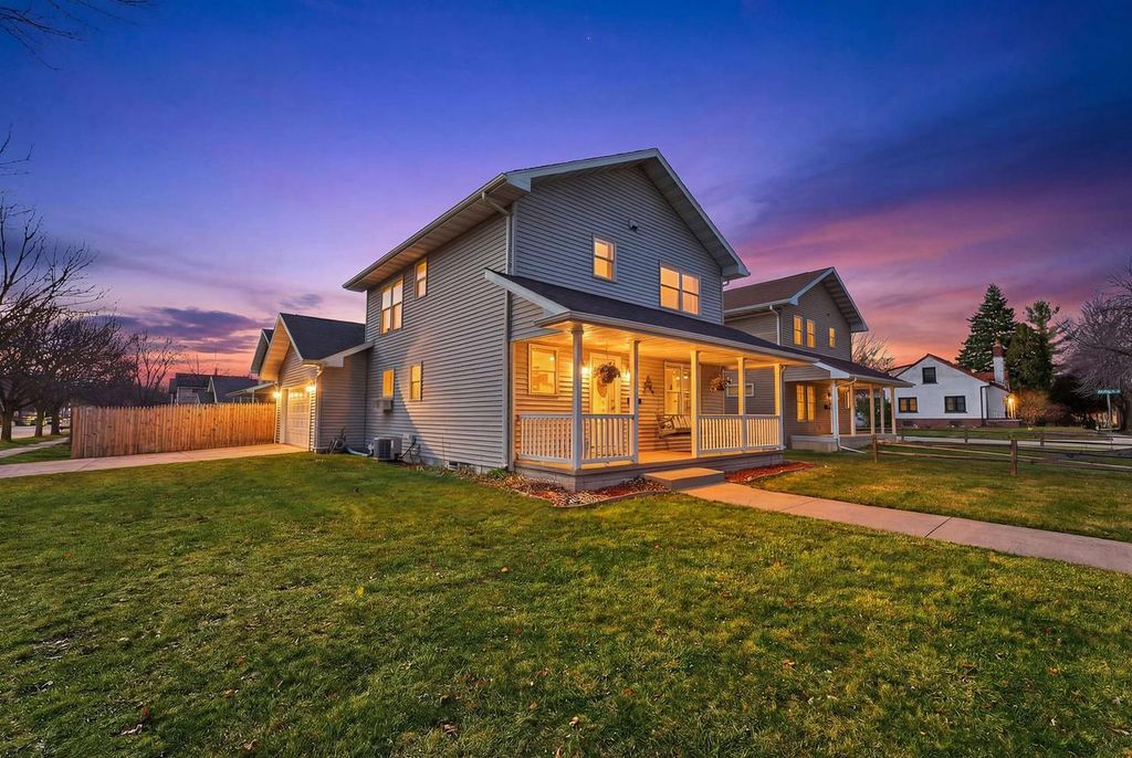 204 N PARK AVENUE, Fond Du Lac, WI 54935