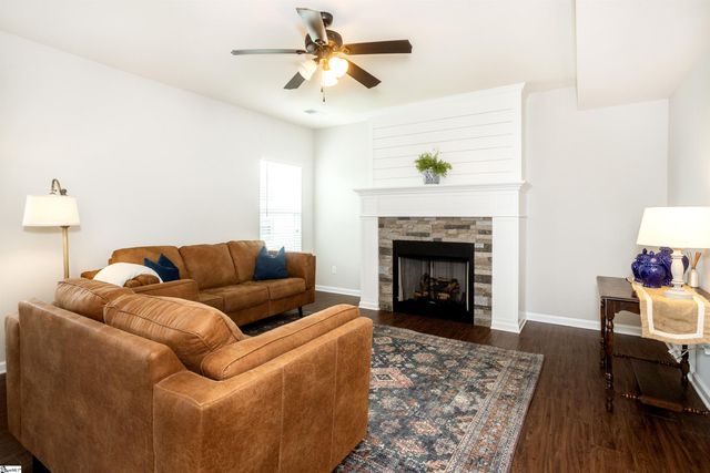 219 Sandusky Lane, Simpsonville, SC 29680