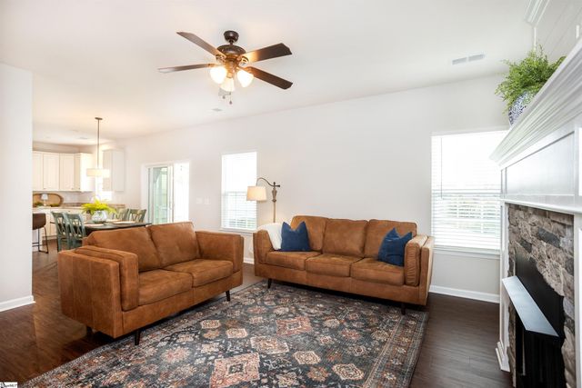 219 Sandusky Lane, Simpsonville, SC 29680