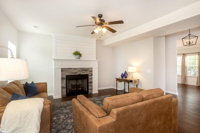 219 Sandusky Lane, Simpsonville, SC 29680