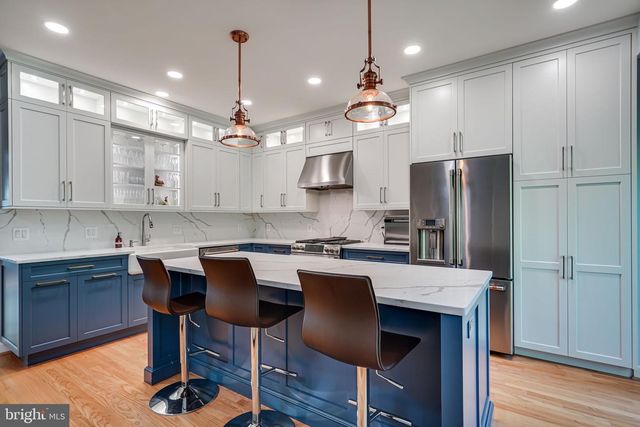 150 REES PL, Falls Church, VA 22046