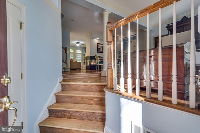 150 REES PL, Falls Church, VA 22046