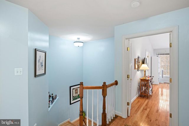 150 REES PL, Falls Church, VA 22046