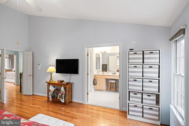 150 REES PL, Falls Church, VA 22046