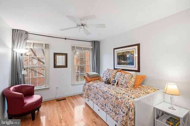 150 REES PL, Falls Church, VA 22046