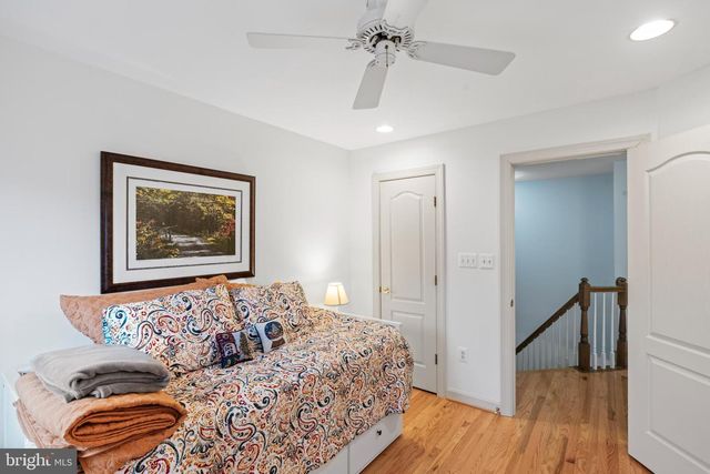 150 REES PL, Falls Church, VA 22046