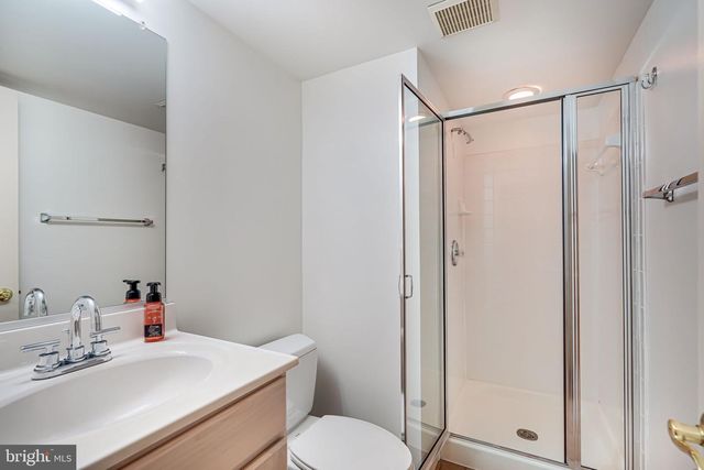 150 REES PL, Falls Church, VA 22046