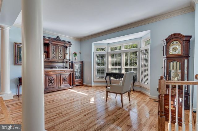 150 REES PL, Falls Church, VA 22046