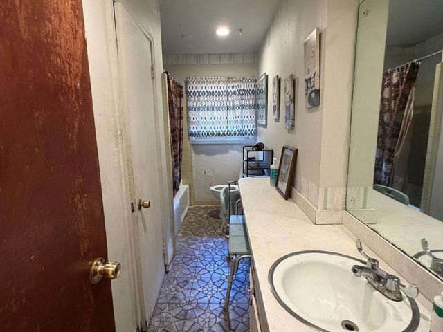 2556 Williamsburg Drive, Decatur, GA 30034