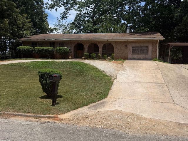 2556 Williamsburg Drive, Decatur, GA 30034