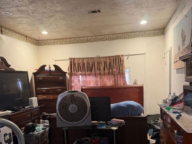2556 Williamsburg Drive, Decatur, GA 30034