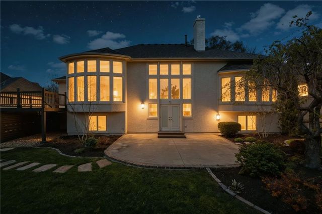 15617 Pawnee Street, Overland Park, KS 66224