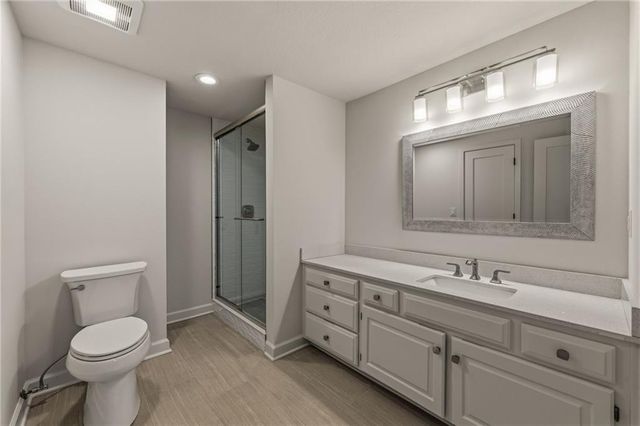 15617 Pawnee Street, Overland Park, KS 66224