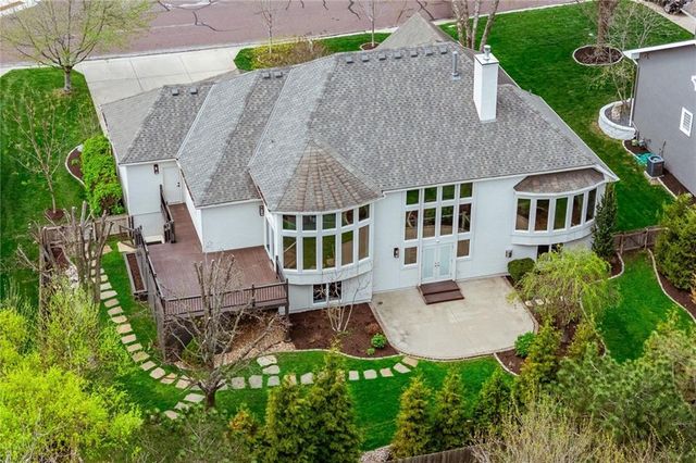 15617 Pawnee Street, Overland Park, KS 66224