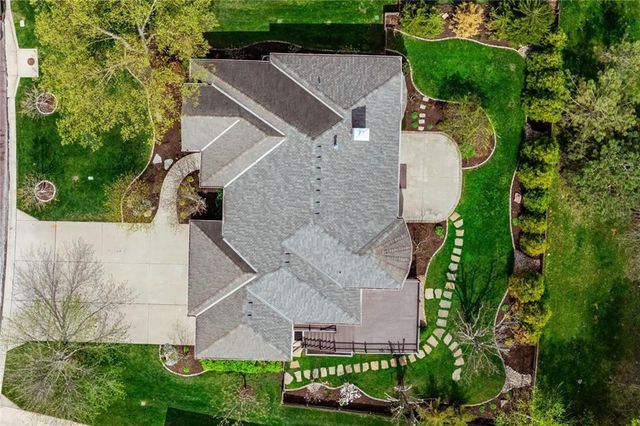 15617 Pawnee Street, Overland Park, KS 66224