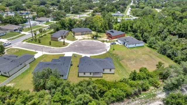 2524 MAXIMUS COURT, Deltona, FL 32738