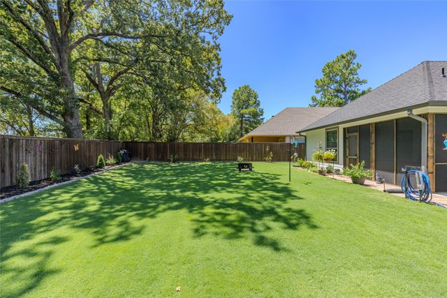 123 Oak Street, Emory, TX 75440