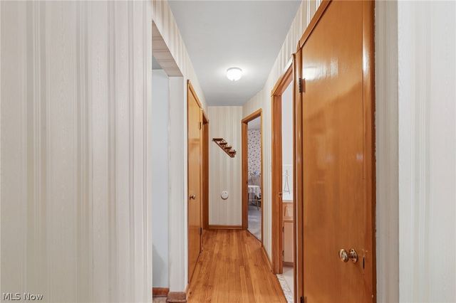9537 Elsmere Drive, Parma, OH 44130