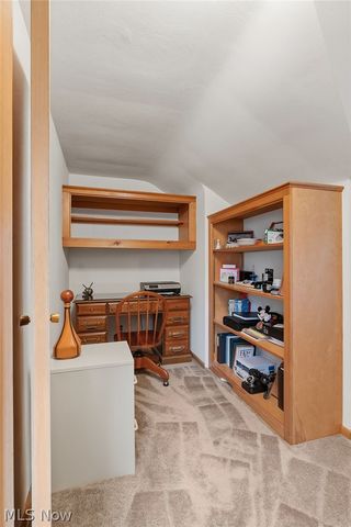 9537 Elsmere Drive, Parma, OH 44130