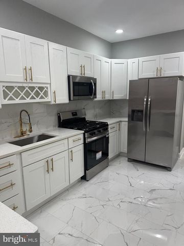 2122 W TORONTO ST, Philadelphia, PA 19132