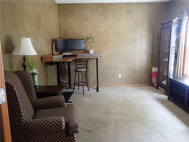 2924 SW Silverspur Road, Lee's Summit, MO 64081