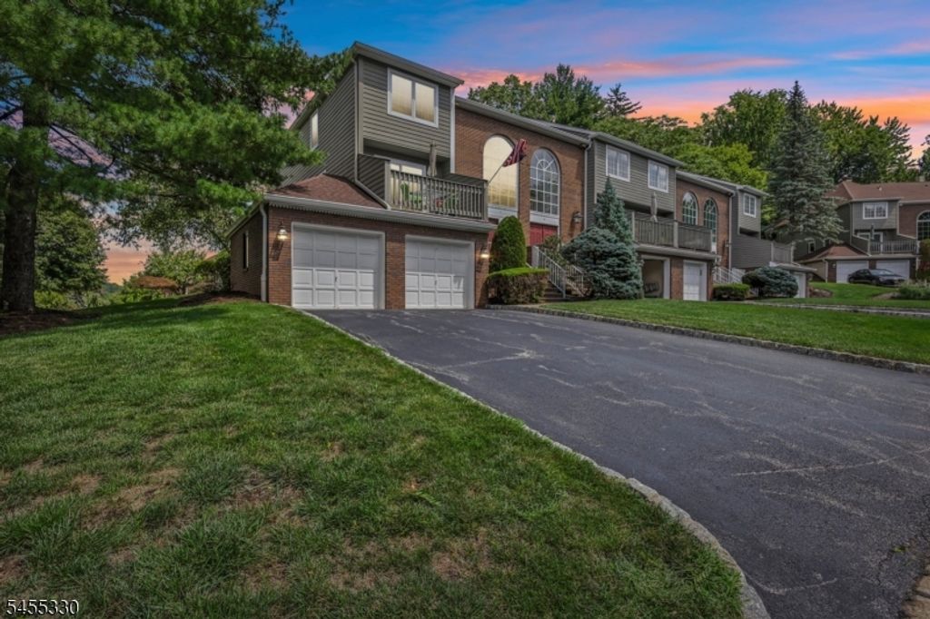 7 Dorset Cir, Caldwell Boro Twp., NJ 07006 — photo 2