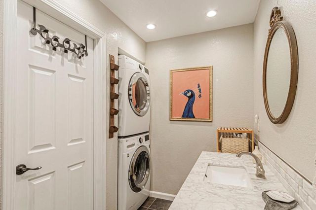 2857 S Bascom Avenue 101, Campbell, CA 95008