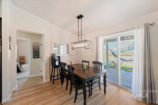 730 Sw Miner St, Mountain Home, ID 83647