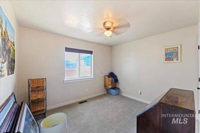 730 Sw Miner St, Mountain Home, ID 83647