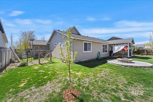 730 Sw Miner St, Mountain Home, ID 83647
