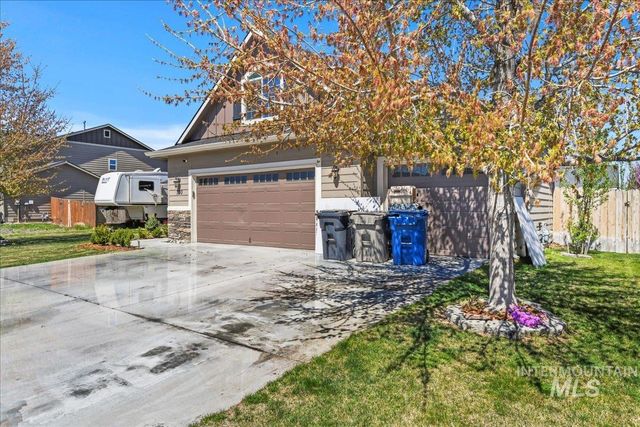 730 Sw Miner St, Mountain Home, ID 83647