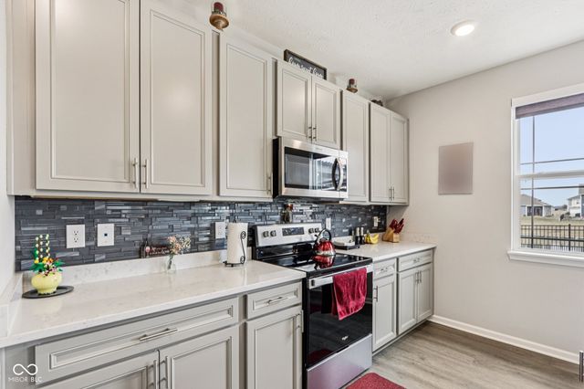 1944 Fairmount Drive, Greenfield, IN 46140