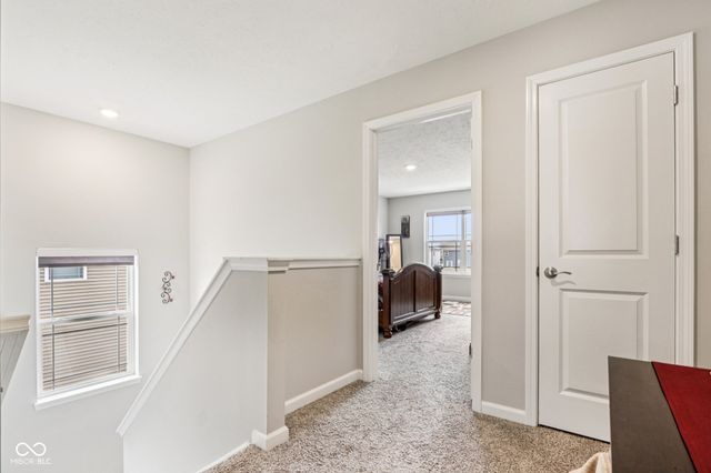 1944 Fairmount Drive, Greenfield, IN 46140