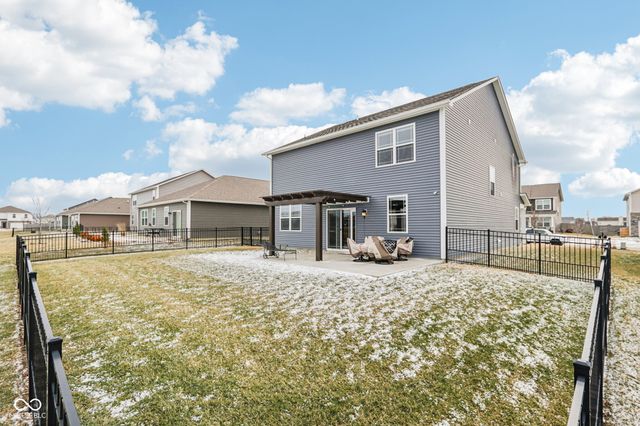 1944 Fairmount Drive, Greenfield, IN 46140