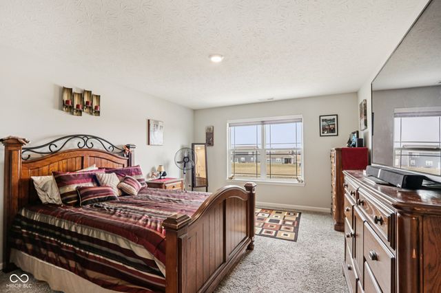 1944 Fairmount Drive, Greenfield, IN 46140