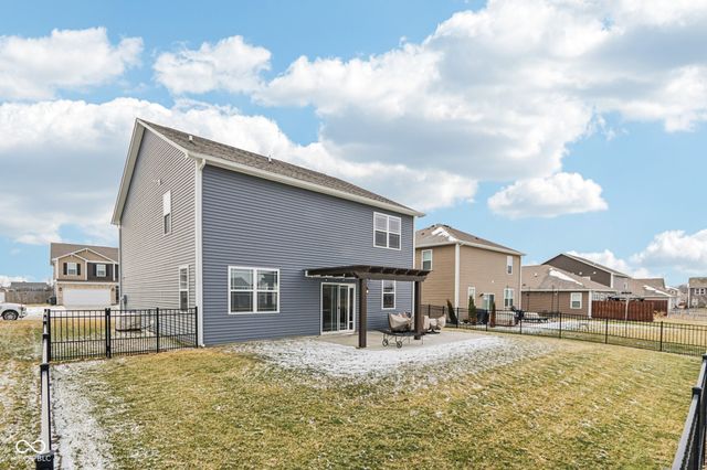 1944 Fairmount Drive, Greenfield, IN 46140