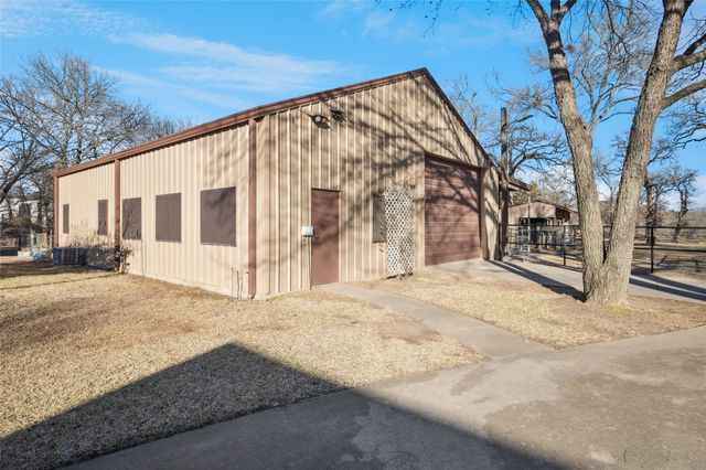 6707 US 287 Highway, Arlington, TX 76001