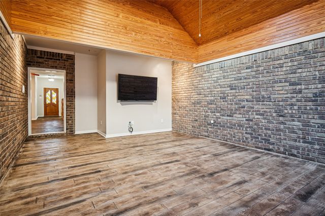 6707 US 287 Highway, Arlington, TX 76001