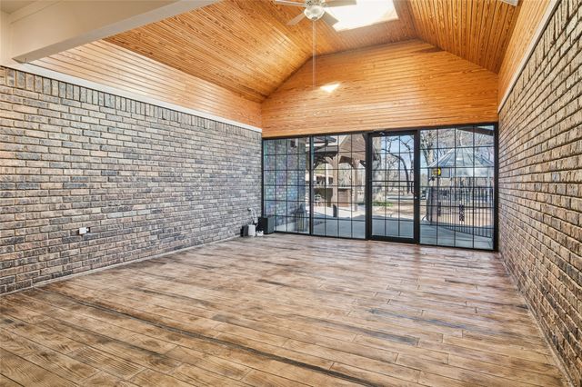 6707 US 287 Highway, Arlington, TX 76001