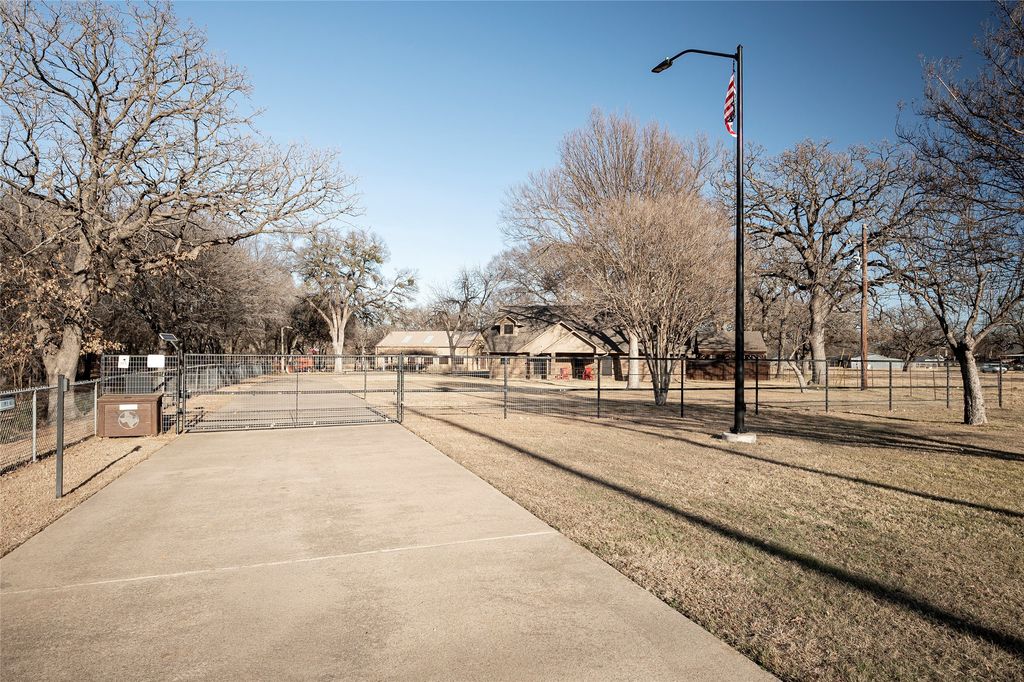 6707 US 287 Highway, Arlington, TX 76001