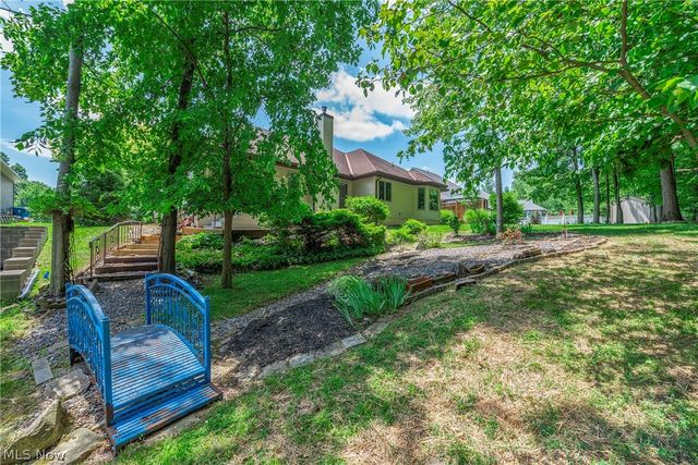 6340 Mallard Creek Run, Lorain, OH 44053