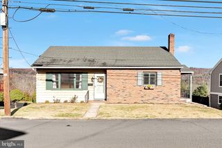 229 GROVE ST, Orwigsburg, PA 17961