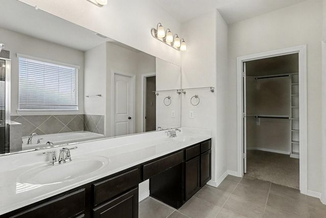 2419 Malaga Lane, League City, TX 77573