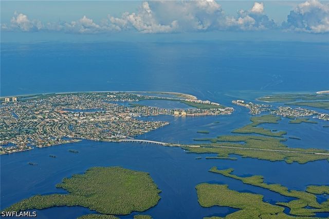 1792 Piedmont CT, Marco Island, FL 34145