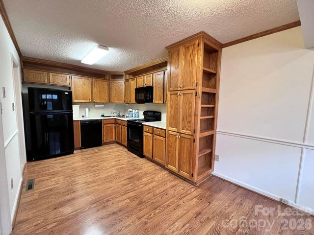 628 Breckenridge Road, Kannapolis, NC 28083