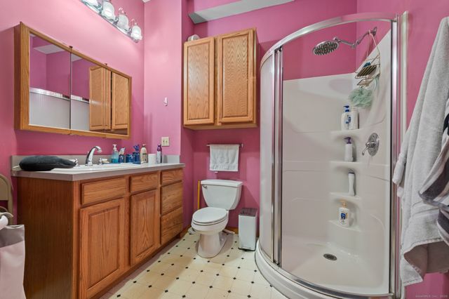 57 Pope Road, Oxford, CT 06478