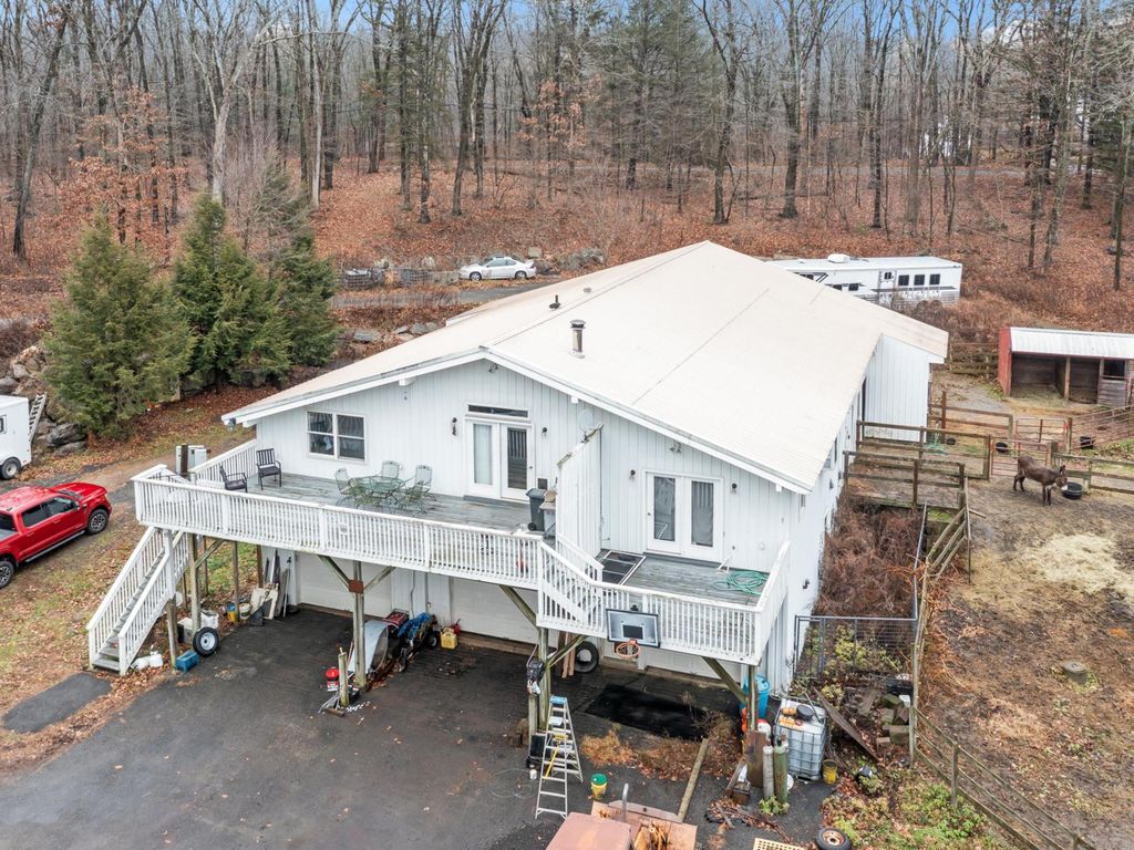 57 Pope Road, Oxford, CT 06478