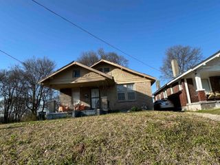 140 CEDAR AVE, Memphis, TN 38107