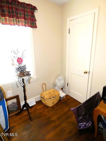 855 Goolsby Street, Marion, VA 24354